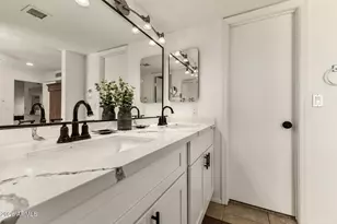 5815 E Evans Dr, Scottsdale, AZ 85254 - Photo 12