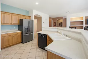 12847 N 149th Dr, Surprise, AZ 85379 - Photo 10