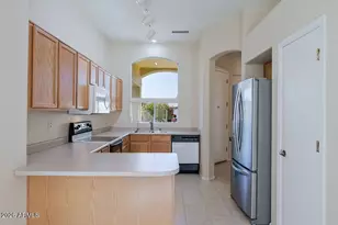 9718 W Mountain View Rd, Peoria, AZ 85345 - Photo 8