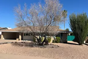 3826 E Yucca St, Phoenix, AZ 85028 - Photo 2