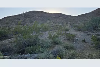 31275 W Cloud Road #-, Wittmann, AZ 85361 - Photo 18
