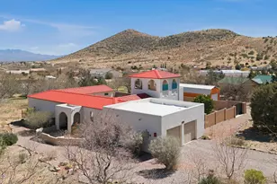 6033 S Apache Rose Trail, Hereford, AZ 85615 - Photo 6