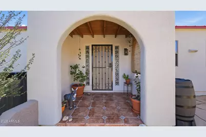 6033 S Apache Rose Trail, Hereford, AZ 85615 - Photo 12
