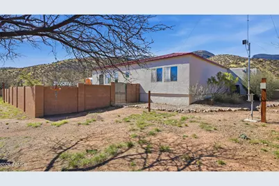 6033 S Apache Rose Trail, Hereford, AZ 85615 - Photo 52