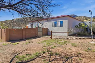 6033 S Apache Rose Trail, Hereford, AZ 85615 - Photo 52