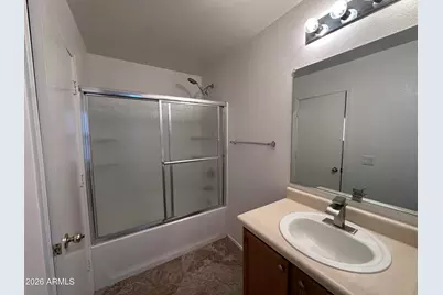 17187 N 185th Drive, Surprise, AZ 85374 - Photo 10