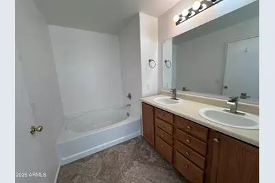 17187 N 185th Drive, Surprise, AZ 85374 - Photo 6