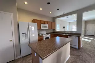 17187 N 185th Dr, Surprise, AZ 85374 - Photo 14