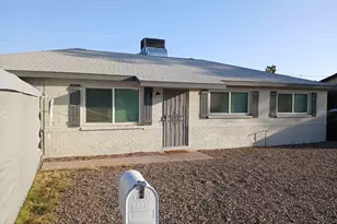 2431 W Seldon Ln, Phoenix, AZ 85021 - Photo 2