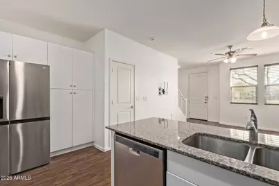 2323 E Huntington Drive, Phoenix, AZ 85040 - Photo 12