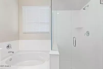 18421 N 65th Place, Phoenix, AZ 85054 - Photo 10