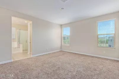 18421 N 65th Place, Phoenix, AZ 85054 - Photo 8