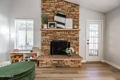 1404 E Rosemonte Drive, Phoenix, AZ 85024 - Photo 8