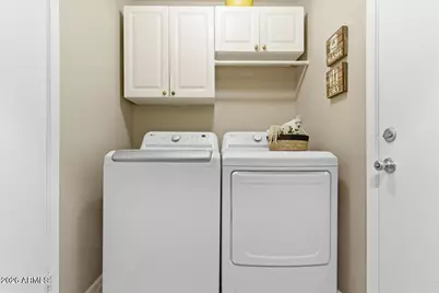 41 S Kenneth Place, Chandler, AZ 85226 - Photo 46