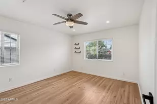 511 E Cheery Lynn Rd, Phoenix, AZ 85012 - Photo 14