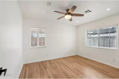 511 E Cheery Lynn Road, Phoenix, AZ 85012 - Photo 18