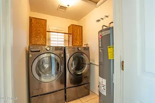 18870 E Ellen Dr, Black Canyon City, AZ 85324 - Photo 32