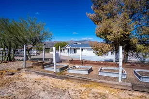 18870 E Ellen Dr, Black Canyon City, AZ 85324 - Photo 52