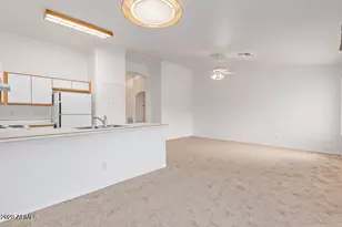 1482 E Waterview Pl, Chandler, AZ 85249 - Photo 2