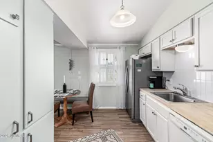 10362 W Oakmont Dr, Sun City, AZ 85351 - Photo 14