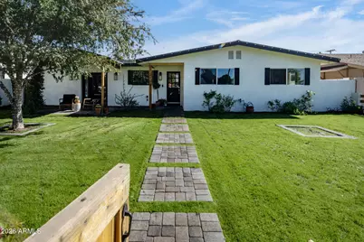 3109 N 41st Place, Phoenix, AZ 85018 - Photo 2