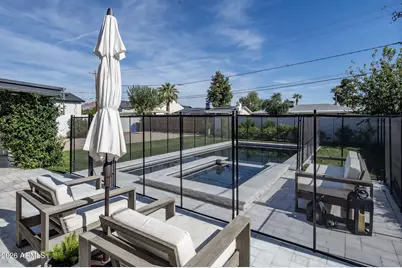 3109 N 41st Place, Phoenix, AZ 85018 - Photo 26