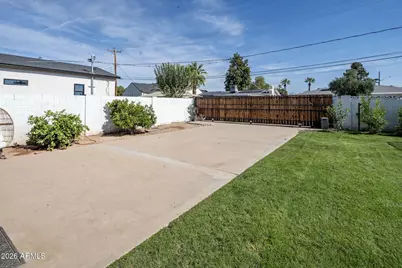 3109 N 41st Place, Phoenix, AZ 85018 - Photo 24