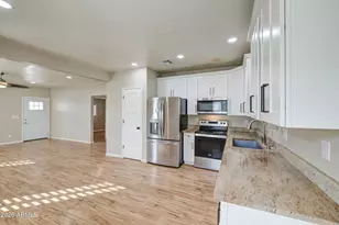 415 N 17th Dr, Phoenix, AZ 85007 - Photo 10