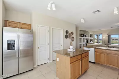 6151 S Bradshaw Way, Chandler, AZ 85249 - Photo 14