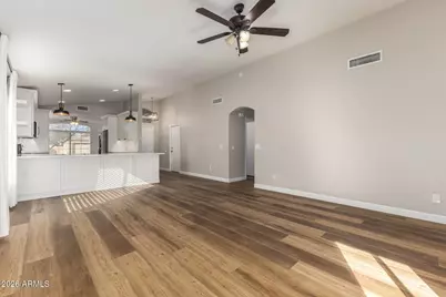 163 W Liberty Lane, Gilbert, AZ 85233 - Photo 8