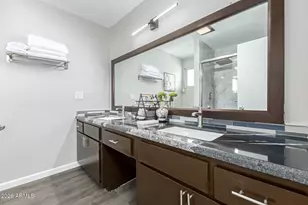 2915 W Hearn Rd, Phoenix, AZ 85053 - Photo 14