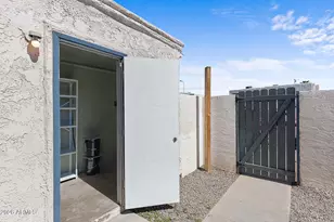 5202 N 42nd Ln, Phoenix, AZ 85019 - Photo 34