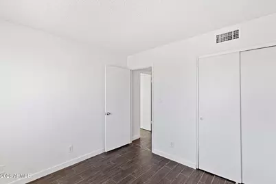 5202 N 42nd Lane, Phoenix, AZ 85019 - Photo 26