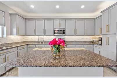 25218 N 143rd Lane, Surprise, AZ 85387 - Photo 10