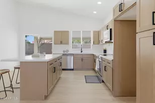 17406 North 22nd St, Phoenix, AZ 85022 - Photo 10