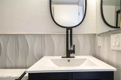 7494 E Earll Drive #Apt 304, Scottsdale, AZ 85251 - Photo 14