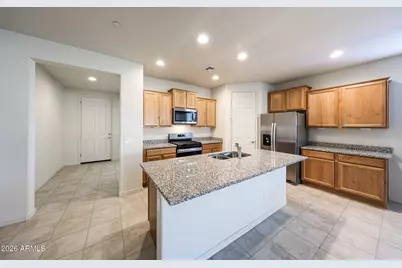 13602 W Copperleaf Lane, Peoria, AZ 85383 - Photo 2