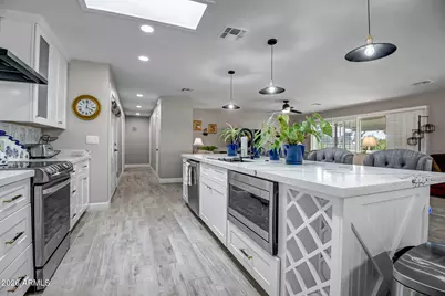 18414 N 104th Avenue, Sun City, AZ 85373 - Photo 10