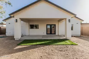 1802 W Carter Rd, Phoenix, AZ 85041 - Photo 36