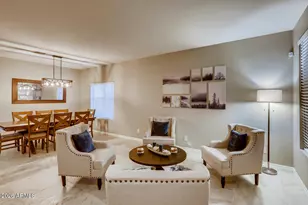 12379 W Sells Dr, Avondale, AZ 85392 - Photo 2