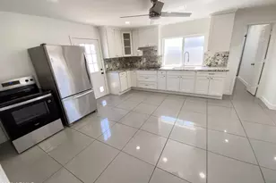 15633 N Greasewood St, Surprise, AZ 85378 - Photo 2