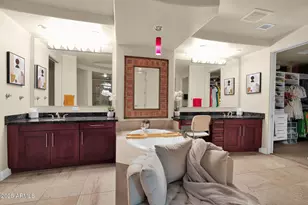 8 Biltmore Estate, Phoenix, AZ 85016 - Photo 24