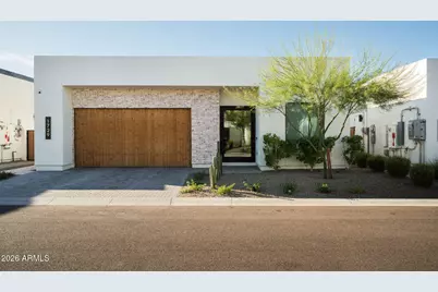 1729 E Winchcomb Drive, Phoenix, AZ 85022 - Photo 1