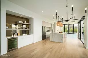 1729 E Winchcomb Dr, Phoenix, AZ 85022 - Photo 4