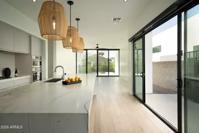 1729 E Winchcomb Drive, Phoenix, AZ 85022 - Photo 12