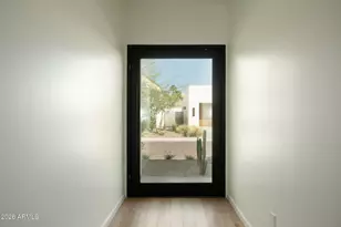 1729 E Winchcomb Dr, Phoenix, AZ 85022 - Photo 26