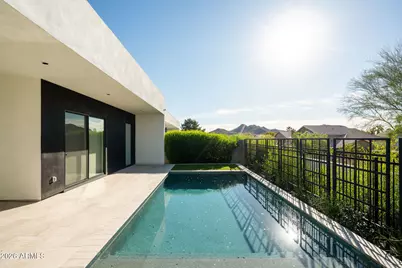 1729 E Winchcomb Drive, Phoenix, AZ 85022 - Photo 40