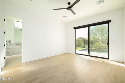 1729 E Winchcomb Drive, Phoenix, AZ 85022 - Photo 22