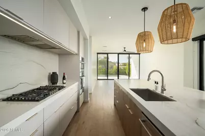 1729 E Winchcomb Drive, Phoenix, AZ 85022 - Photo 10