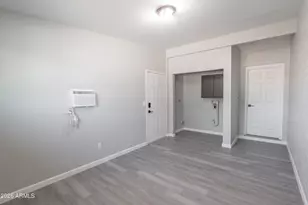 4230 N 49th Dr, Phoenix, AZ 85031 - Photo 26